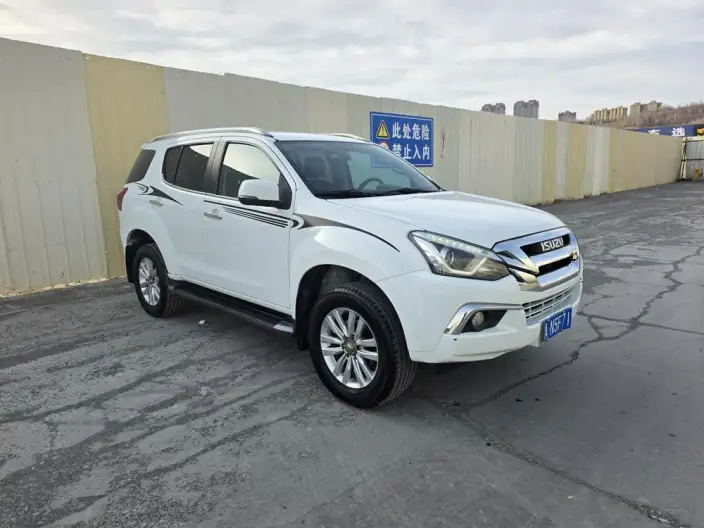 Mu-X 2019 Model 1.9T Automatic 4WD Jinyue Edition 5 seat China VI – фото 3