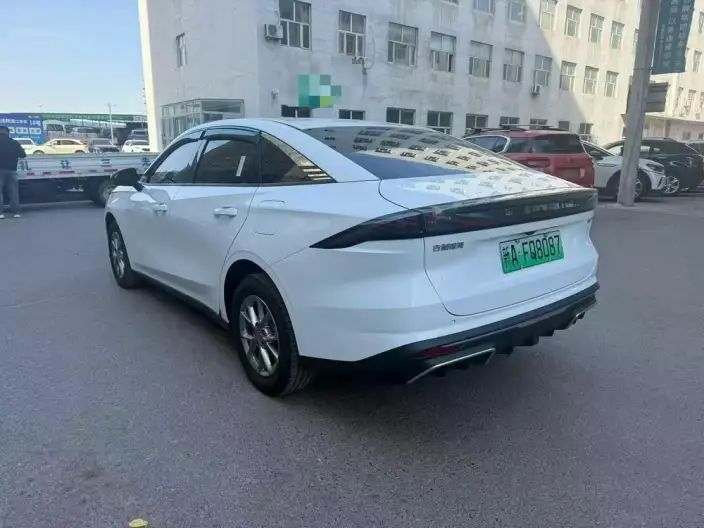 Geely Galaxy L6 2025 Model 1.5 EM-i DHT 60KM Tiggo Edition – фото 4