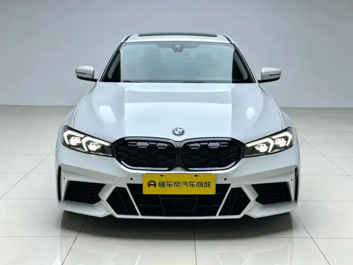 BMW 3 Series 2023 Model 325i M Sports Set – фото 2