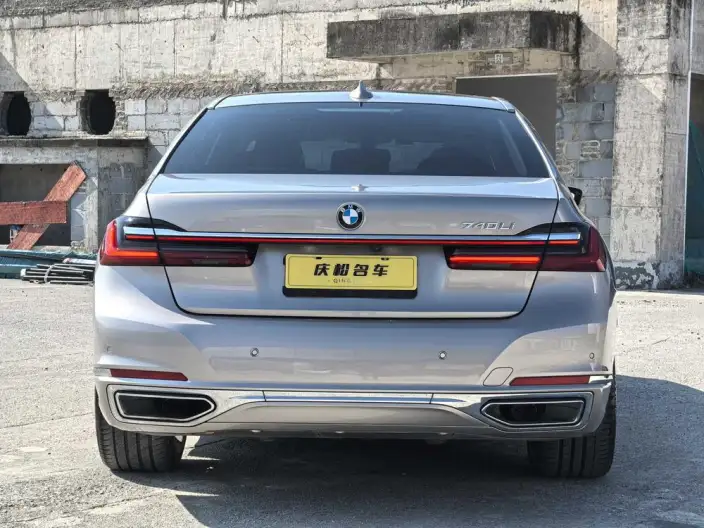 BMW 7 Series 2021 Model 740Li Leading Model Luxury Set – фото 5
