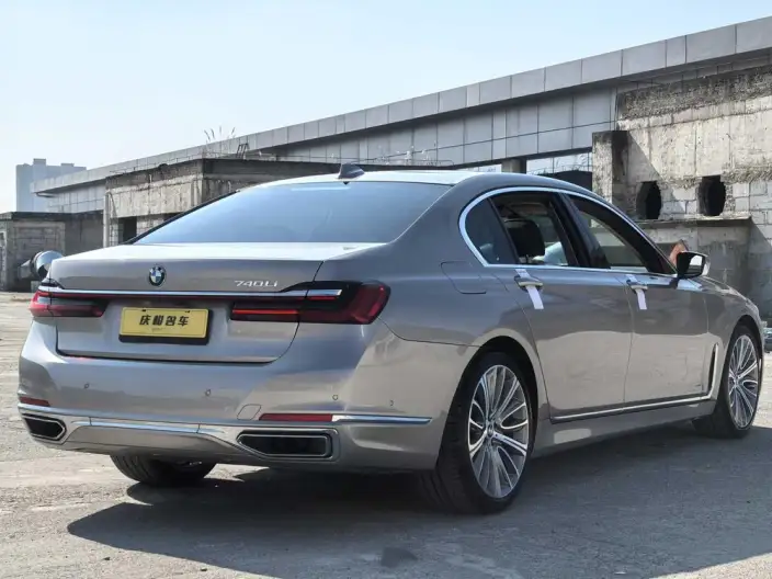 BMW 7 Series 2021 Model 740Li Leading Model Luxury Set – фото 6