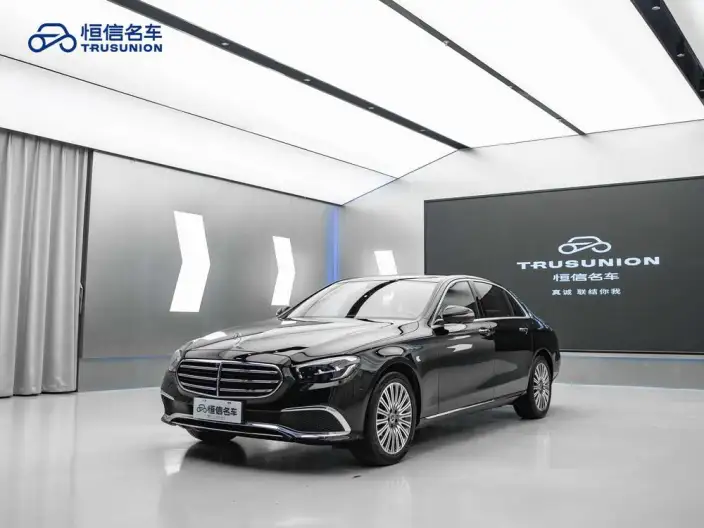 Mercedes-Benz E-Class 2022 Model E 300 L Luxury Model sedan – фото 1