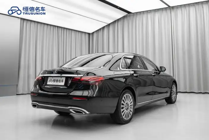 Mercedes-Benz E-Class 2022 Model E 300 L Luxury Model sedan – фото 6