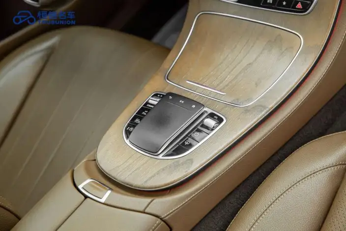 Mercedes-Benz E-Class 2022 Model E 300 L Luxury Model sedan – фото 9