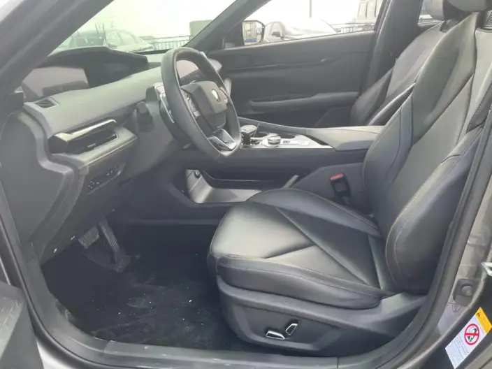 Changan UNI-V 2022 Model 1.5T Noble Model – фото 8