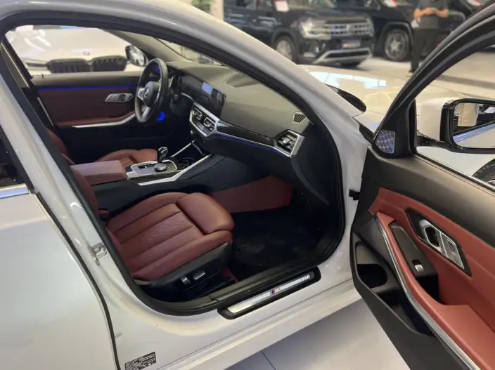 BMW 3 Series 2022 Model Facelift 325Li M Sports Set – фото 9