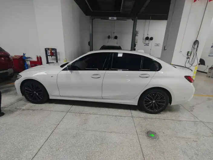 BMW 3 Series 2022 Model 325Li M Sports Night Set – фото 3