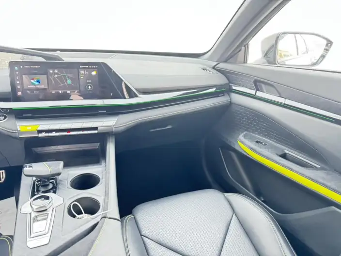 Changan UNI-V 2022 Model 1.5T Sports Edition – фото 7