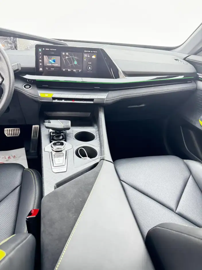 Changan UNI-V 2022 Model 1.5T Sports Edition – фото 10