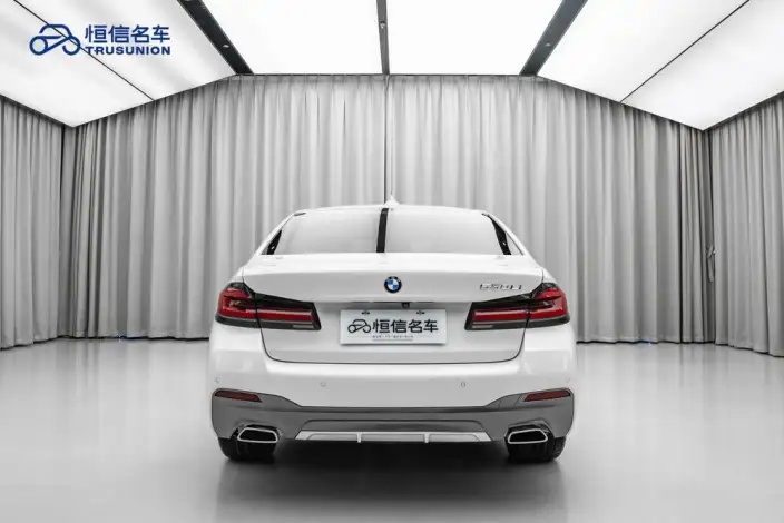 BMW 5 Series 2022 Model 530Li Leading Model M Sports Set – фото 5