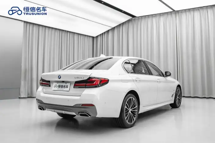 BMW 5 Series 2022 Model 530Li Leading Model M Sports Set – фото 6