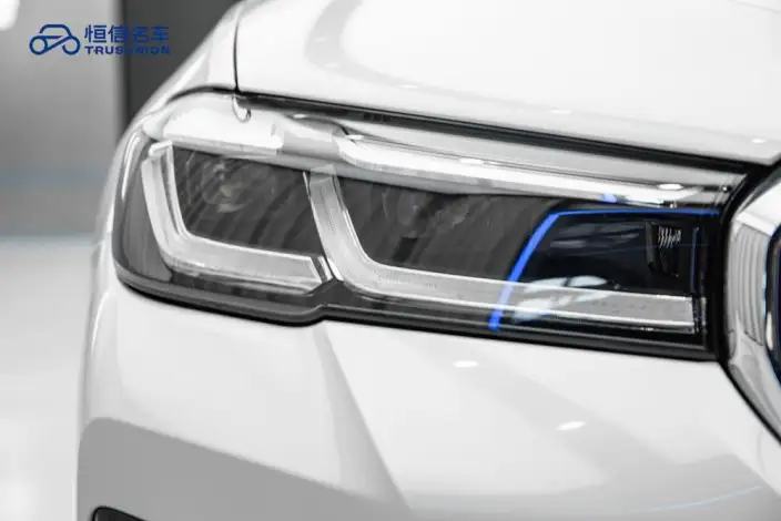BMW 5 Series 2022 Model 530Li Leading Model M Sports Set – фото 9
