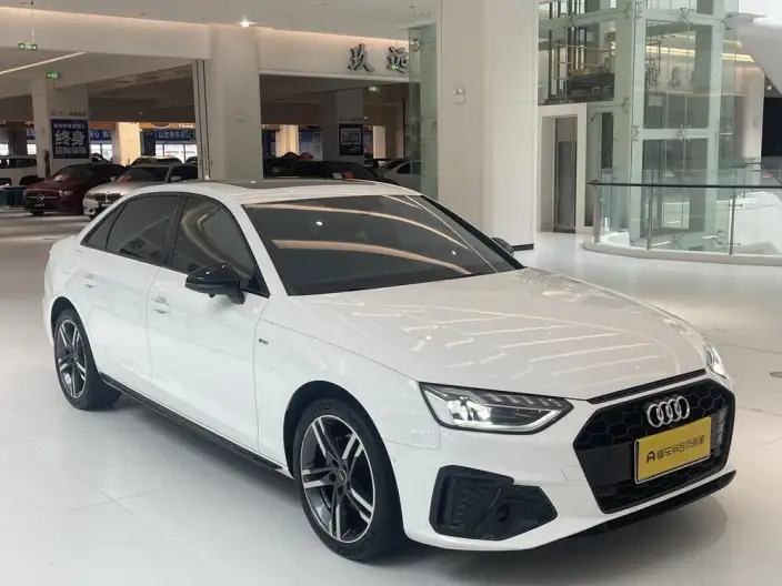 Audi A4 L 2022 Model 40 TFSI Luxury Dynamic Model – фото 2