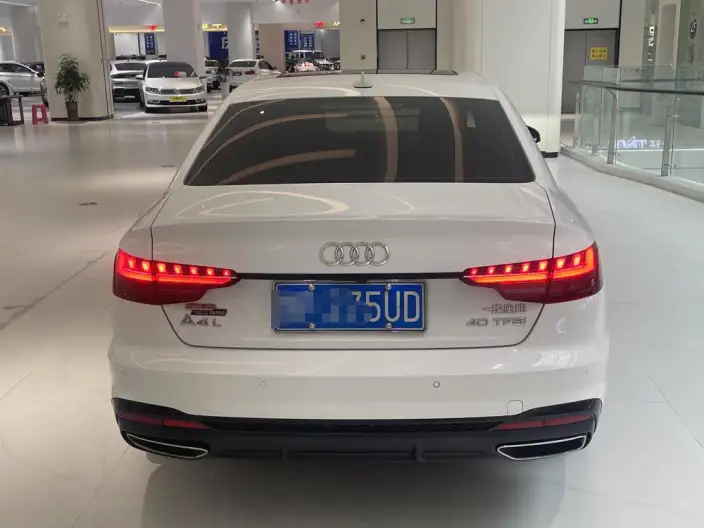 Audi A4 L 2022 Model 40 TFSI Luxury Dynamic Model – фото 4