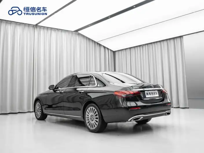 Mercedes-Benz E-Class 2023 Model E 300 L Luxury Model sedan – фото 4