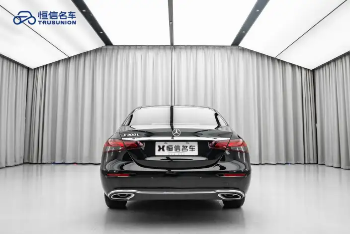Mercedes-Benz E-Class 2023 Model E 300 L Luxury Model sedan – фото 5