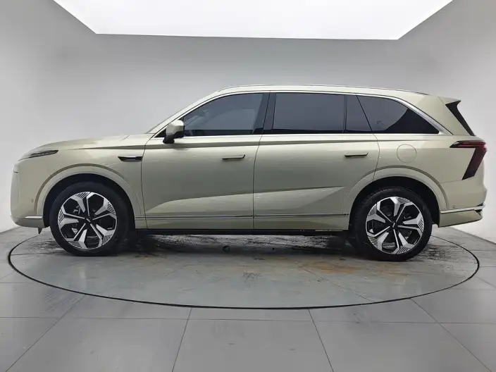 Wey Blue Mountain 2023 Model 4WD Ultra-long Endurance