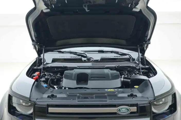 Land Rover Defender 2024 Model 110 3.0T P400 X-Dynamic HSE – фото 6