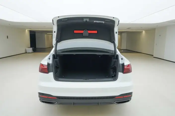 Audi A4 L 2024 Model 40 TFSI Luxury Dynamic Model – фото 4