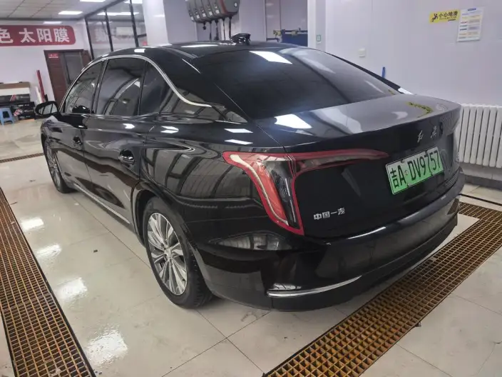 Hongqi E-QM5 2024 Model 610KM PLUS Edition 100kW – фото 4