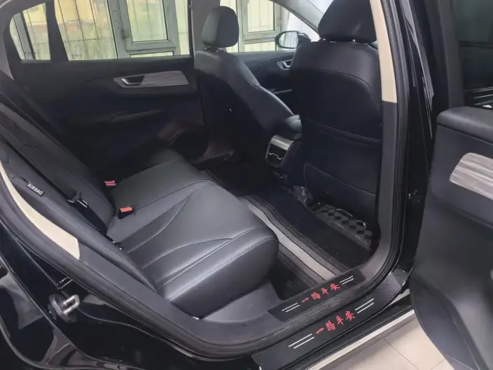 Hongqi E-QM5 2024 Model 610KM PLUS Edition 100kW – фото 7