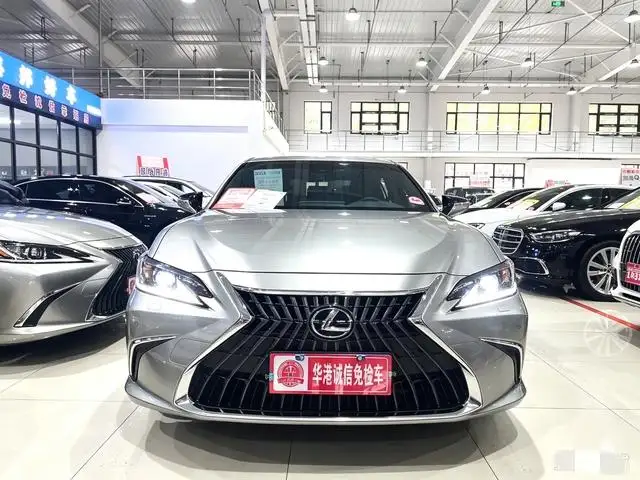Lexus ES 2022 Model 200 Deluxe Edition – фото 2