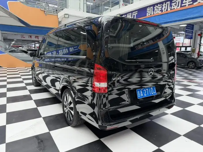 Viano 2021 Model 2.0T Business Edition 7 seat – фото 4