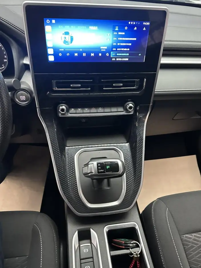 Haval M6 2023 Model PLUS 1.5T DCT Elite Smart Connect Model – фото 7