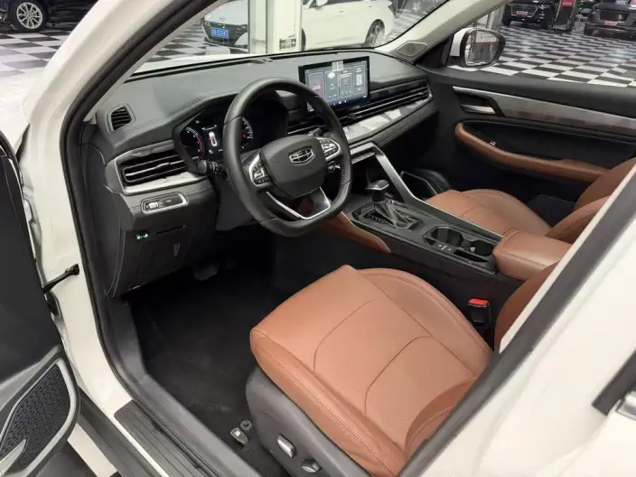 Geely Vision X6 2021 Model PRO 1.4T Automatic Noble Model – фото 9