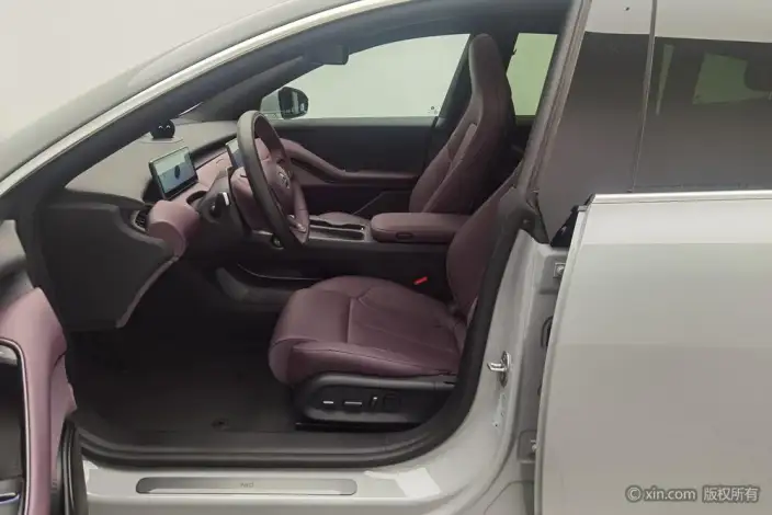 NIO ET5T 2024 Model 75kWh – фото 17