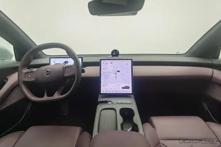NIO ET5T 2024 Model 75kWh – фото 38