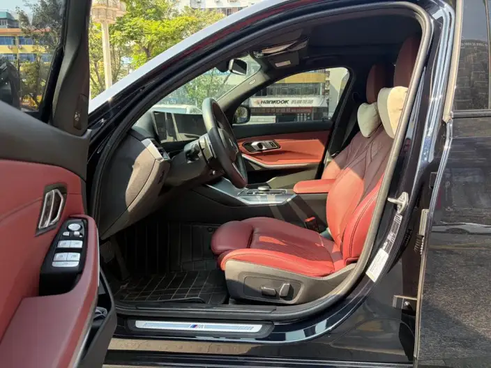 BMW 3 Series 2023 Model 325i M Sports Night Set – фото 8