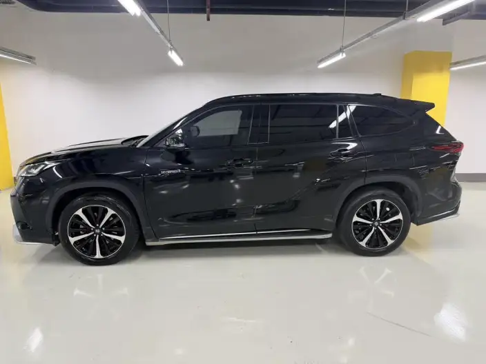 Crown Kluger 2023 Model Intelligent Hybrid 2.5L E-CVT 4WD Premium Edition – фото 4
