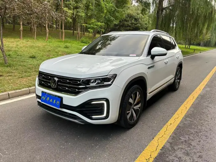 Volkswagen Tayron GTE 2022 Model Luxury Model – фото 1
