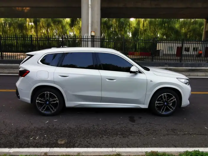 BMW iX 1 2023 Model xDrive30L M Sports Set – фото 8