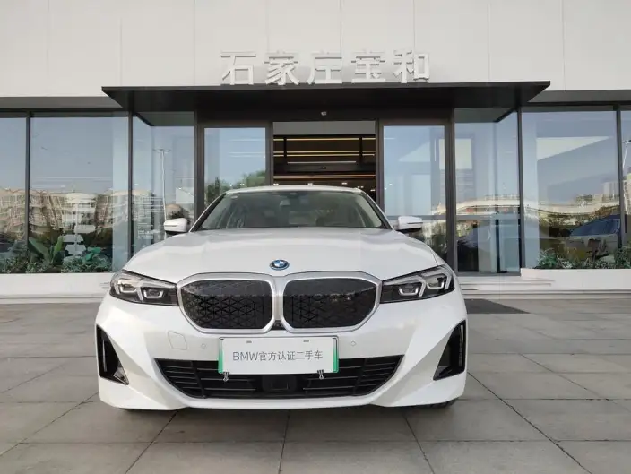 BMW i3 2026 Model eDrive35L – фото 2