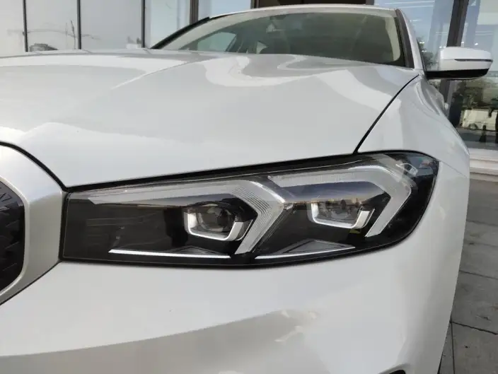 BMW i3 2026 Model eDrive35L – фото 6