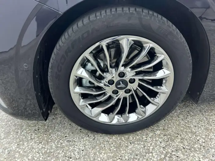 VOYAH Dreamer PHEV 2024 Model Ultra-long Endurance Ultimate Edition – фото 7