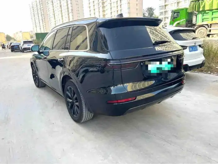 Li Auto ONE 2021 Model Extended Range 6 seat Edition – фото 3