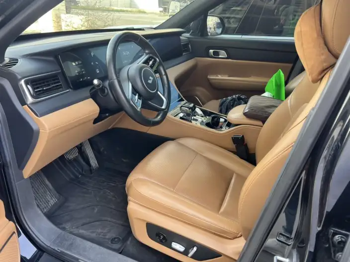 Li Auto ONE 2021 Model Extended Range 6 seat Edition – фото 9