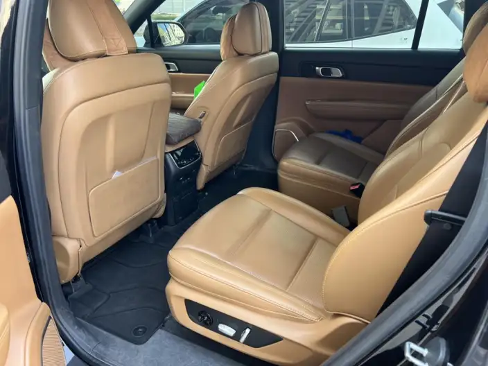 Li Auto ONE 2021 Model Extended Range 6 seat Edition – фото 10