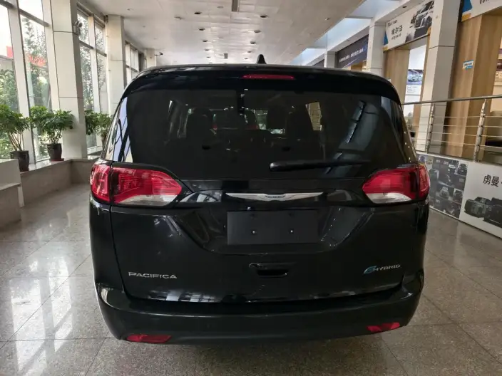 Grand Voyager PHEV import 2019 Model 3.6L Plug-in hybrid version