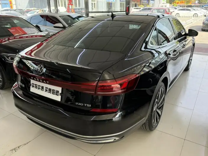 Volkswagen Passat 2022 Model 330TSI Deluxe Edition – фото 6