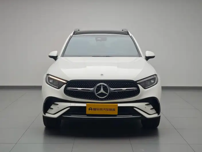 Mercedes-Benz GLC 2024 Model GLC 260 L 4MATIC Luxury Model 5 seat – фото 2