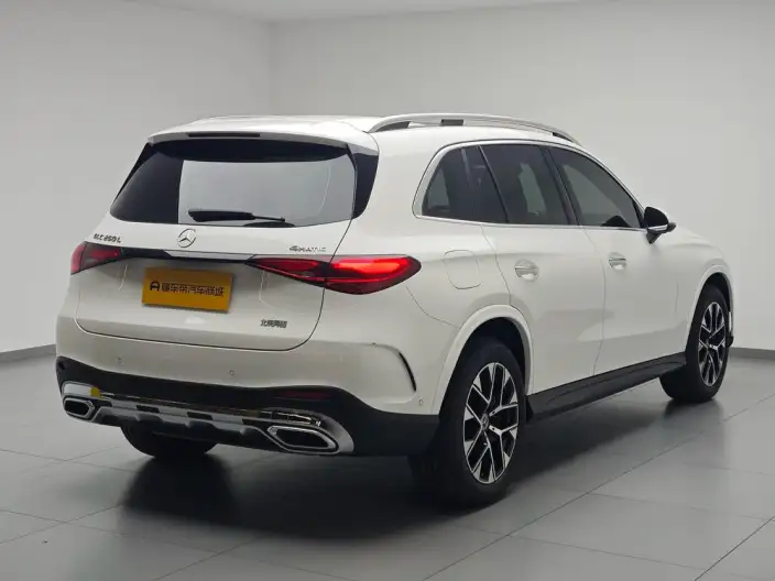 Mercedes-Benz GLC 2024 Model GLC 260 L 4MATIC Luxury Model 5 seat – фото 7