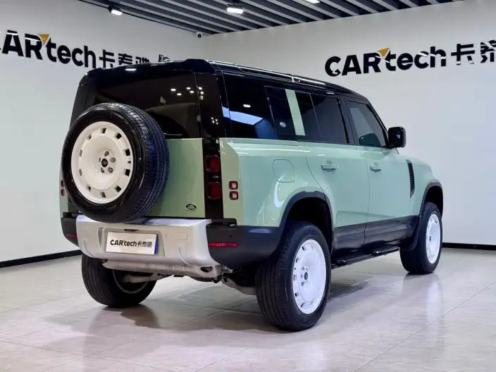 Land Rover Defender 2023 Model 110 3.0T P400 75th Anniversary Special Edition – фото 7
