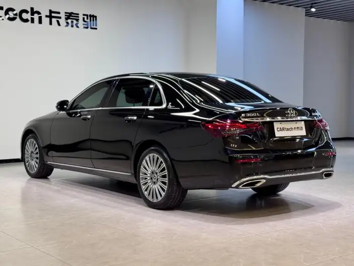 Mercedes-Benz E-Class 2023 Model E 300 L Luxury Model sedan – фото 5