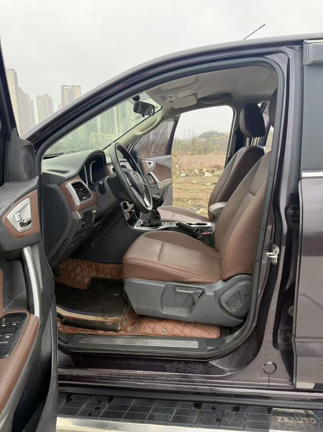 Luxgen Terralord 2016 модификация 2.5T 2WD Luxury JE4D25E – фото 7
