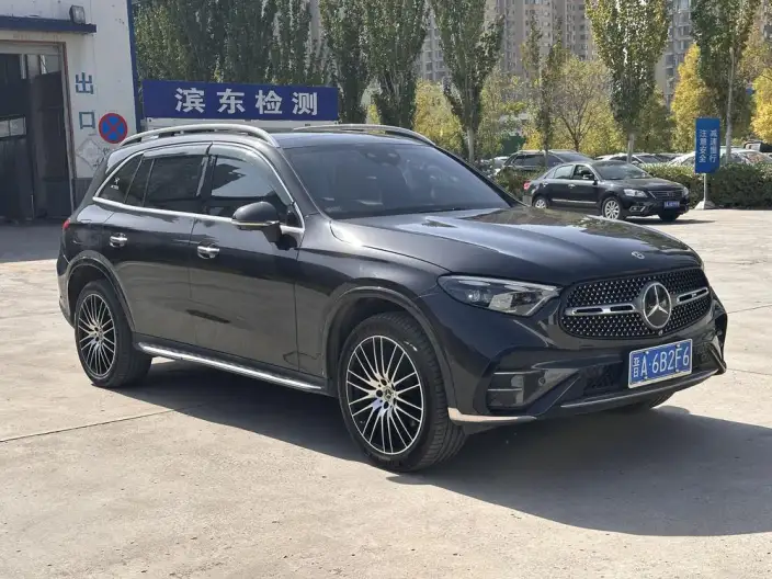 Mercedes-Benz GLC 2023 Model Facelift GLC 300 L 4MATIC Luxury Model 7 seat – фото 3