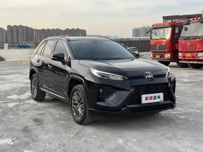 Toyota Wildlander 2024 Model 2.0L 2WD Luxury PLUS Edition – фото 3
